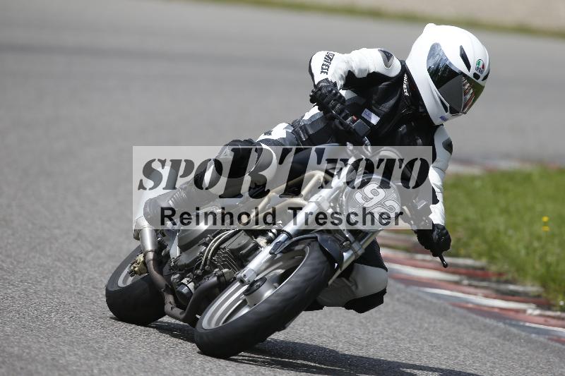 /Archiv-2024/29 12.06.2024 MOTO.CH Track Day ADR/Gruppe blau/92